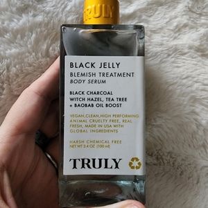 Truly Black Jelly blemish treatment